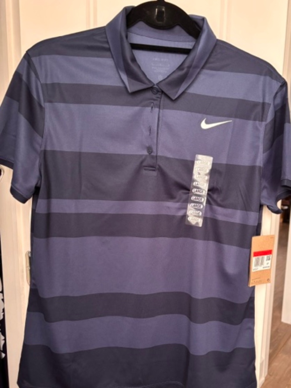 Nike women’s Golf Top